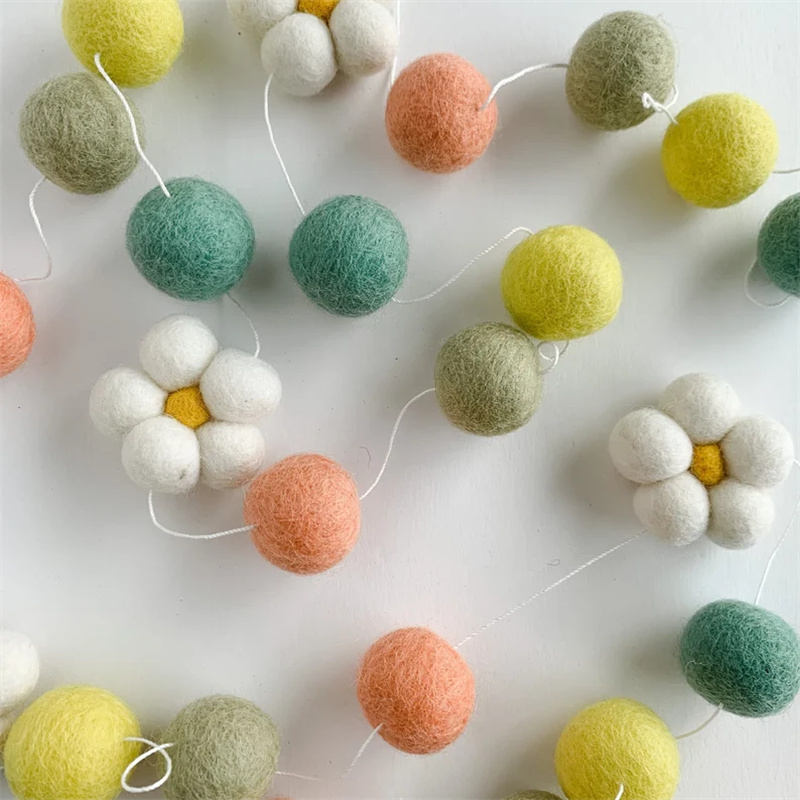 Wełniane kulki filcowe, kwiaty – Home Textiles Photos recenzja i cena