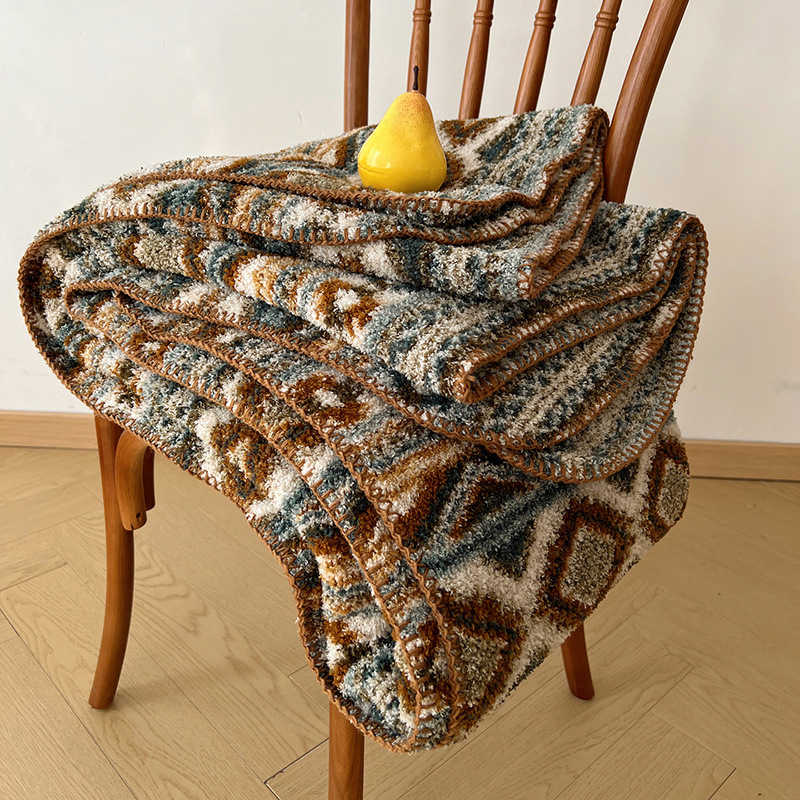 Luksusowy, miękki pluszowy koc – Home Textiles Europe recenzja i cena